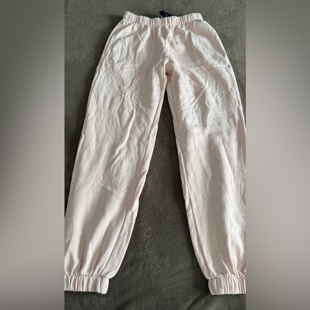BRANDY MELVILLE BABY PINK SWEATS